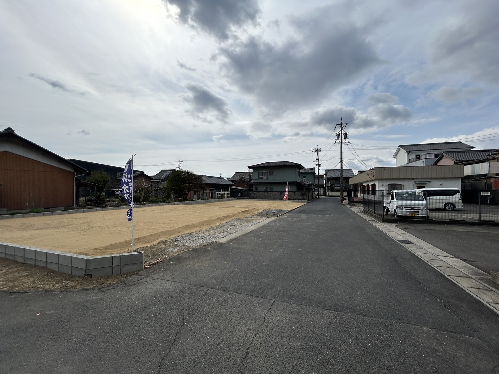 ヴェルデタウン亀山市本町３丁目　全２区画　1,019万円～　敷地53坪～【新規分譲開始】