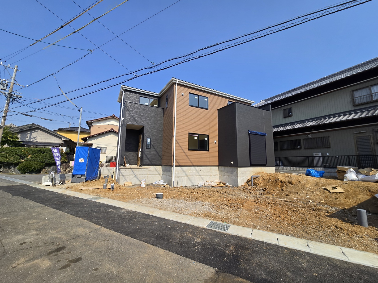 四日市市八千代台１丁目　新築戸建　全１棟【６月完成予定】2,680万円