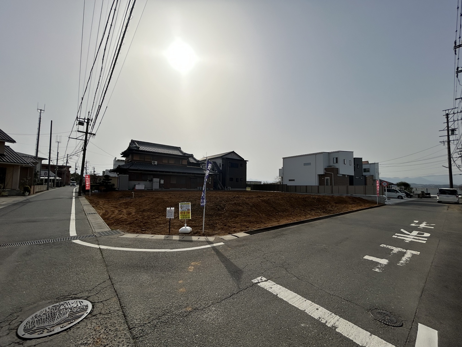 亀山市栄町　新築戸建　全３棟　【7月完成予定】2,380万円（税込）～